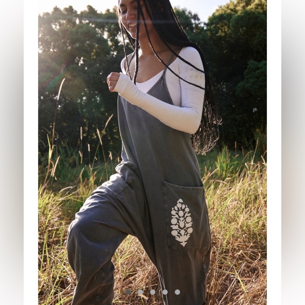 FREE PEOPLE Movement Hot Shot Logo Onesie in Gray Cavern Combo